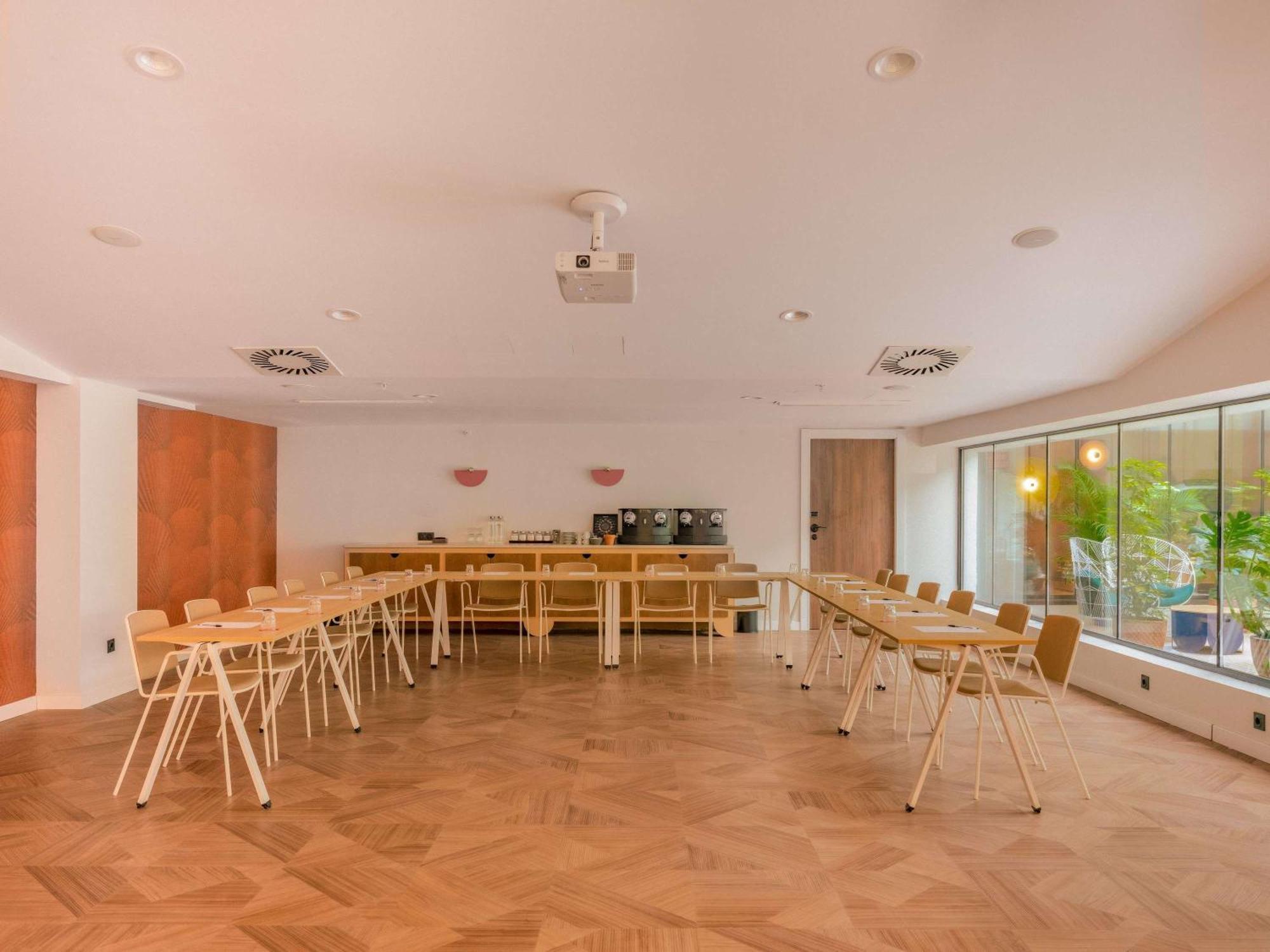 Ibis Styles Sevilla City Santa Justa Luaran gambar